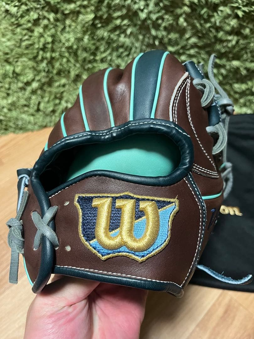 ウィルソン ワナビーヒーローデュアル 軟式内野手用1723型 ブラウン×ネイビー