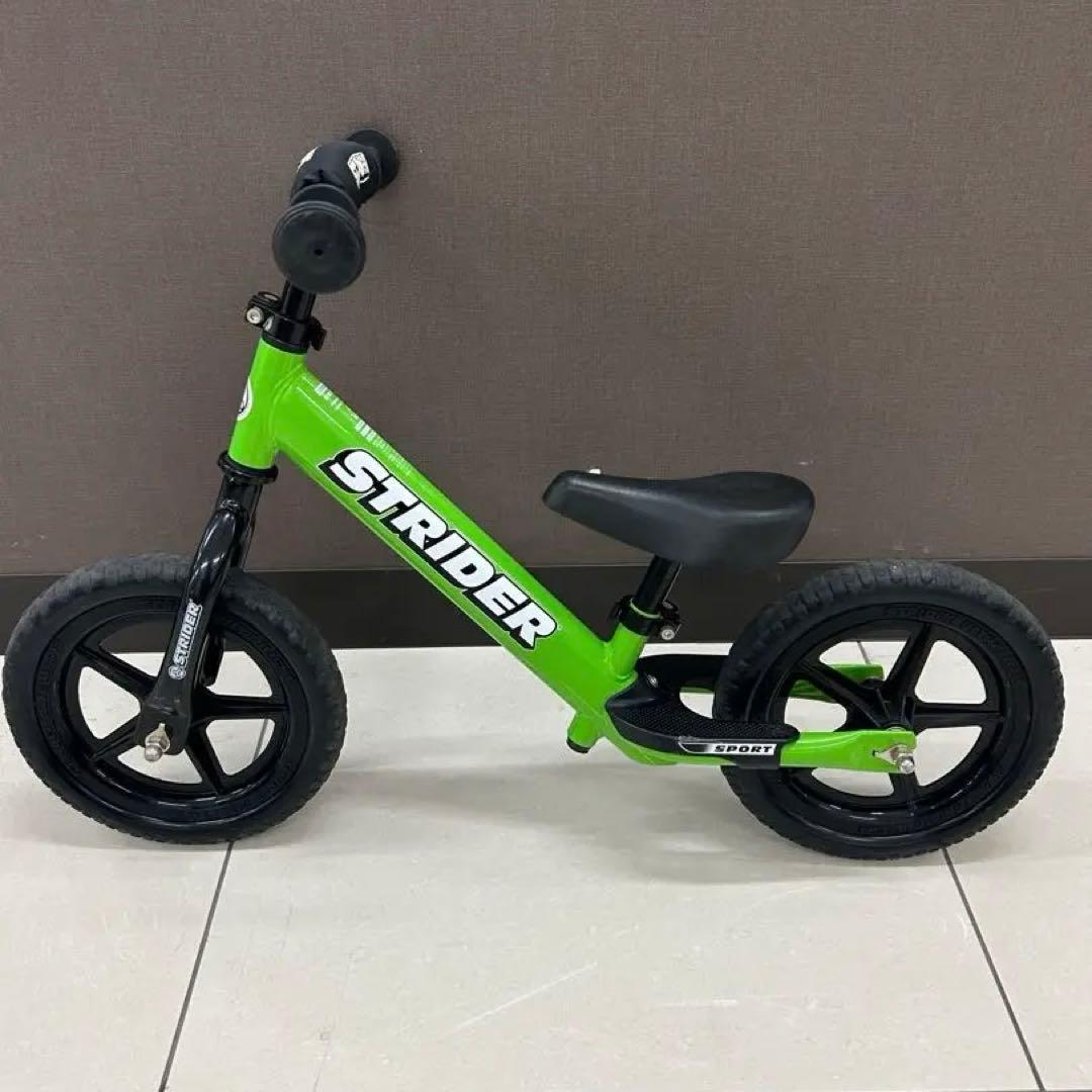 美品STRIDER ストライダー　スポーツ　sport グリーン 12インチ