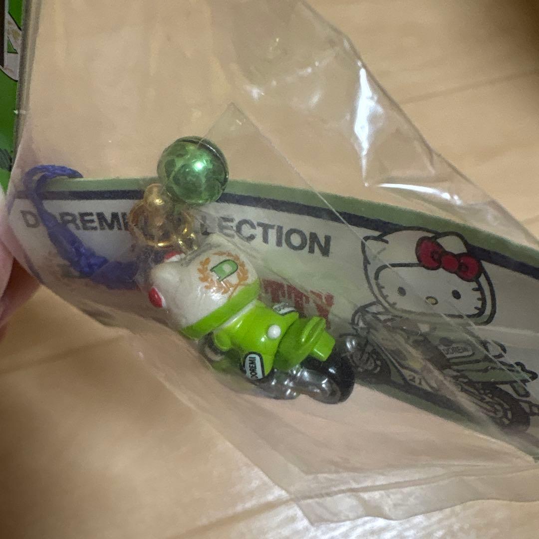 チ*王様 【新品、未開封】ハローキティー　根付けストラップ　ドレミコレクション