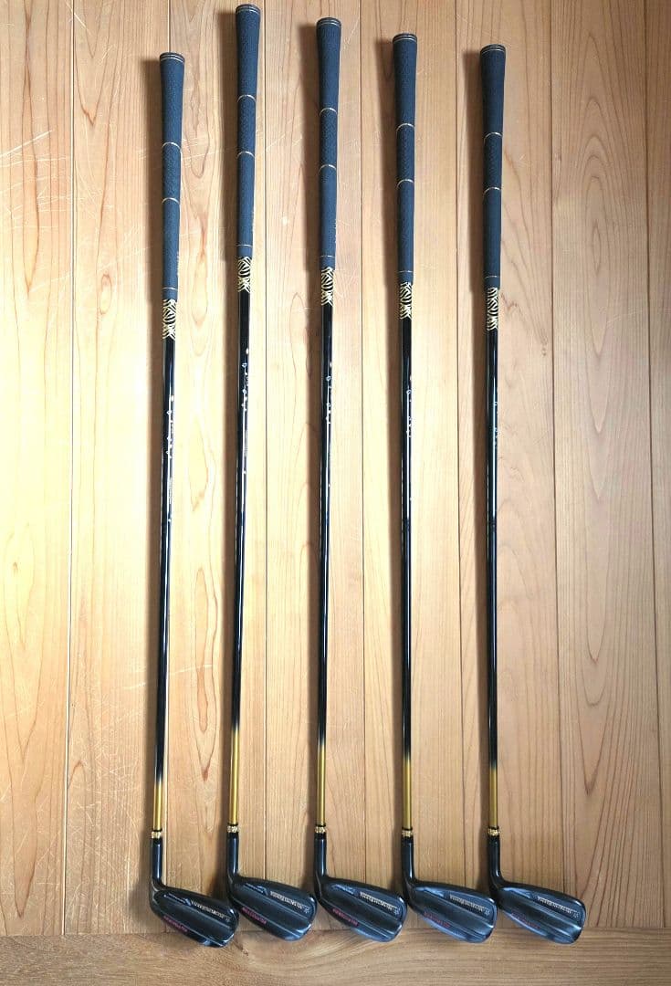 MUTSUMI HONMA フルチタンアイアン 5本セット 2025年モデル