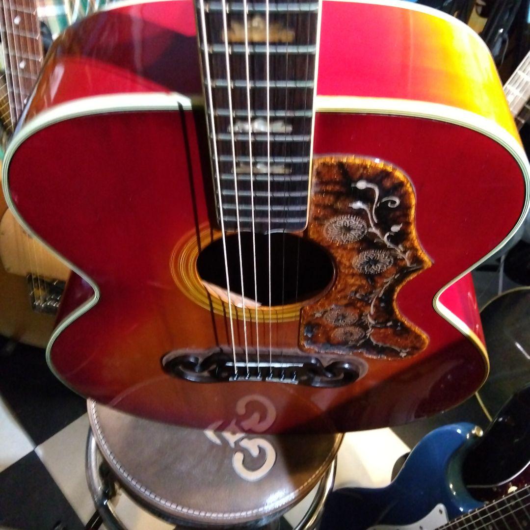 アコースティックギター …j-200タイプ。Morales