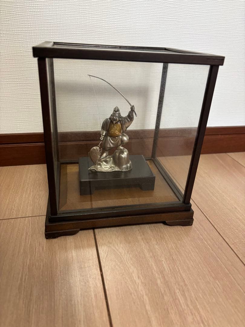 純銀製 恵比寿様 置物 ガラスケース・共箱付 縁起物 七福神