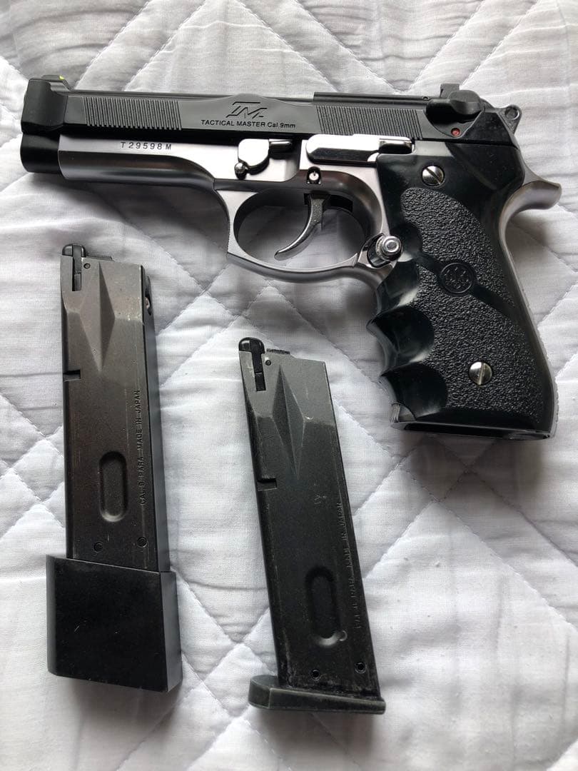 18禁　美品　TOKYOマイルTactical Master シルバー ブラック