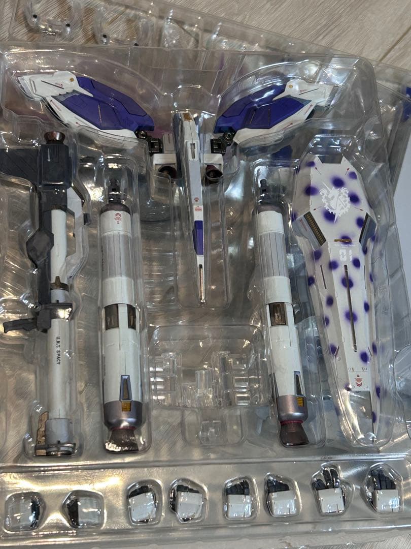 L BUILD Hi-νガンダム ハイパーメガバズーカランチャー