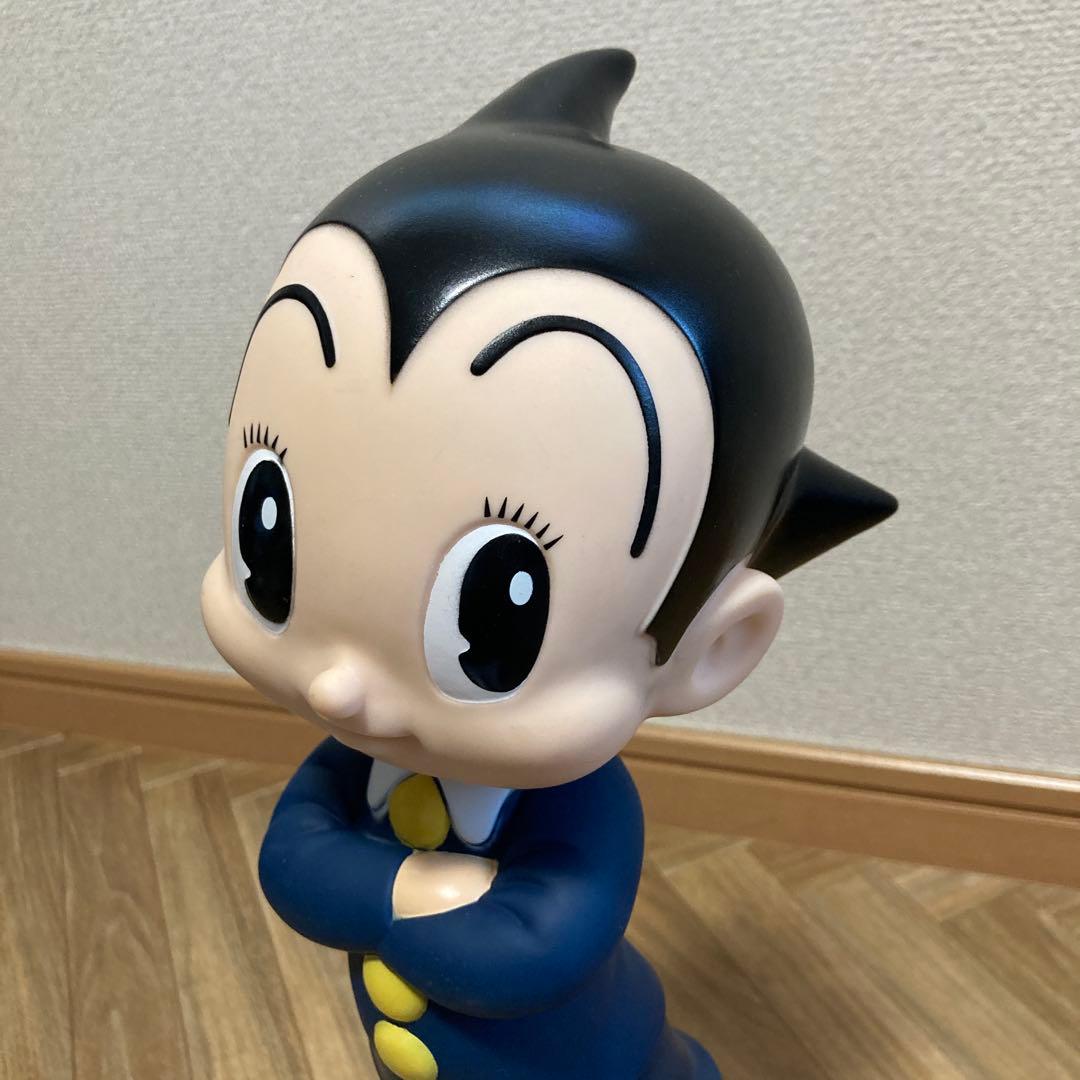 鉄腕アトム 約40cm ビリケン商会 生誕１周年記念モデル フィギュア