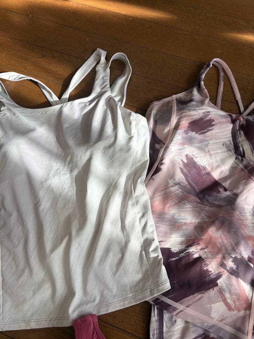 スカーラ　ラバ　リアルストーンヨガウェアセット レギンス 2個バーム付き