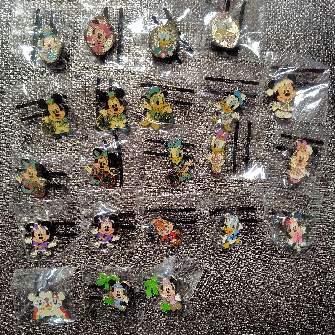 ディズニー ピンバッジ22個（ダブり3種あり）