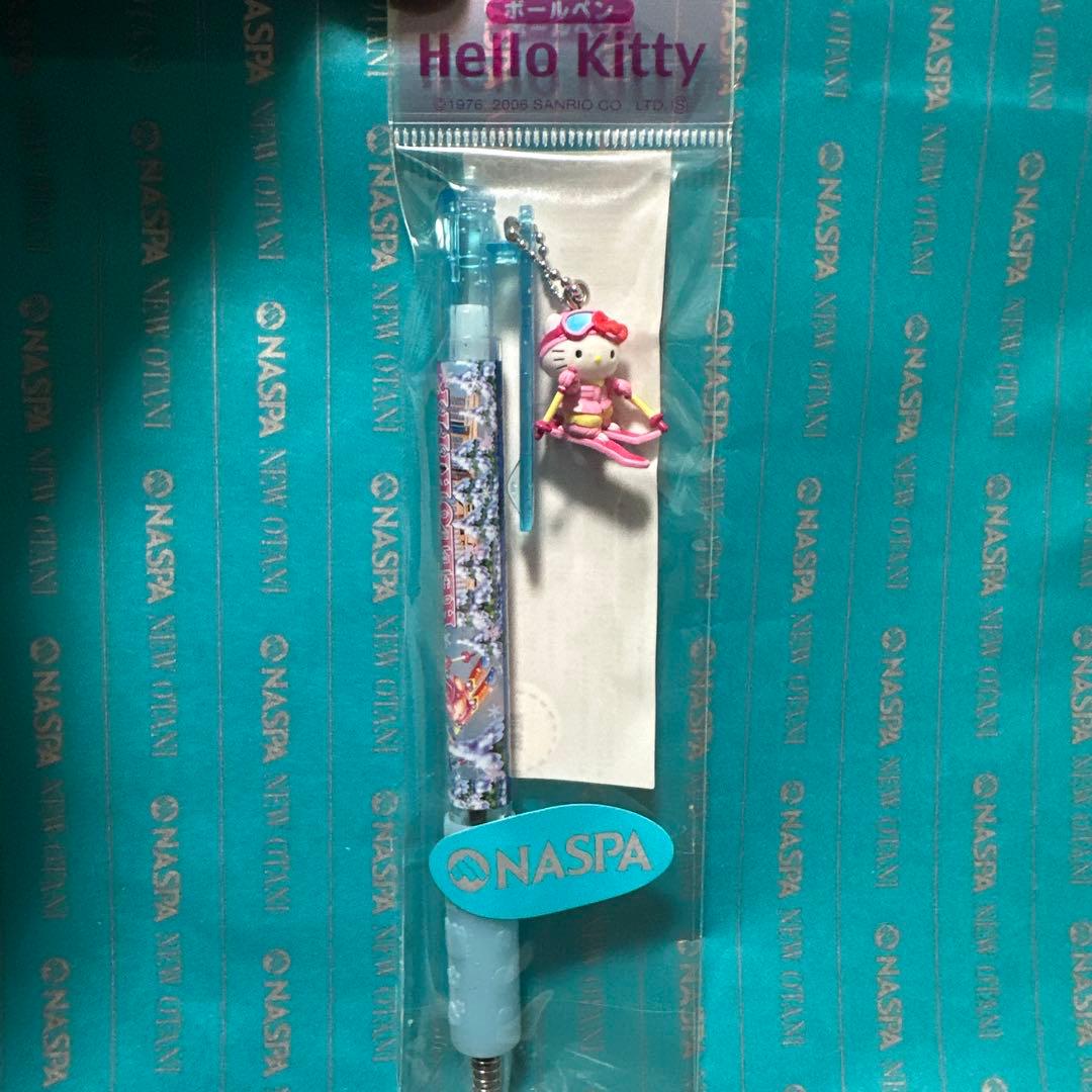 ご当地キティ　希少　ハローキティボールペンシャーペンセットNASPA 平成キティ