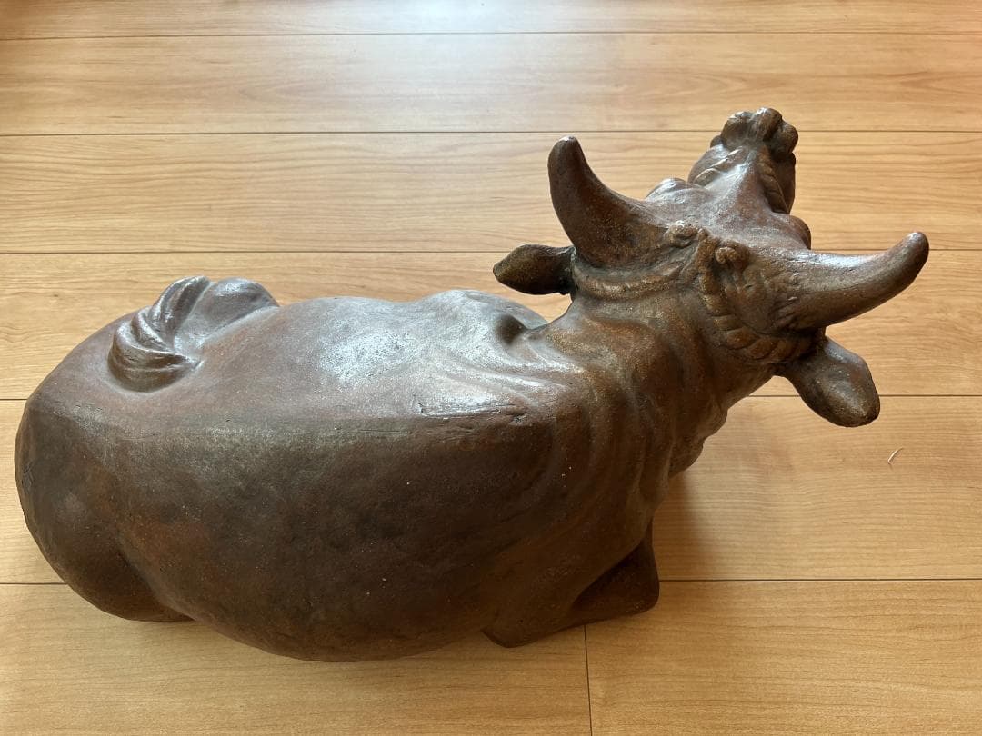 丑・牛　置物　備前焼