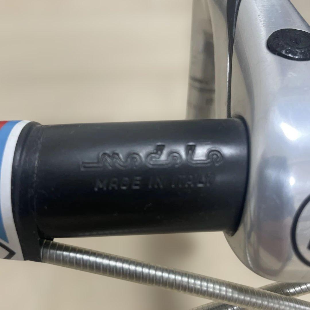 ロード用ハンドルバーとステムセットモドロ製