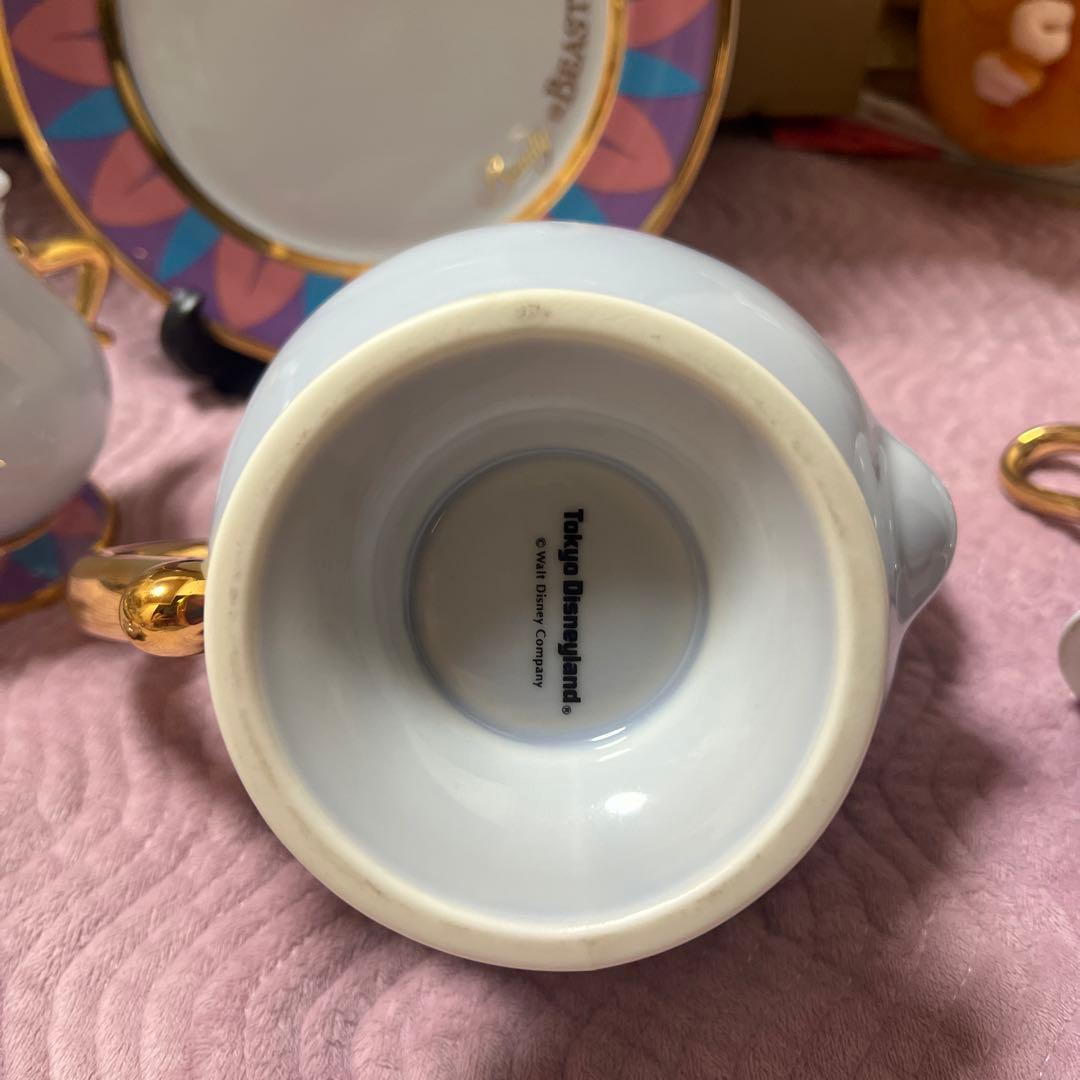 ポット夫人 と チップ と シュガーポット　美女と野獣