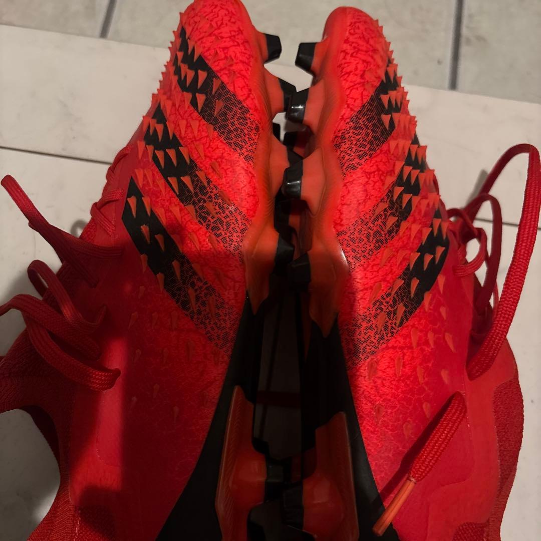 レッド サッカーシューズ スパイク