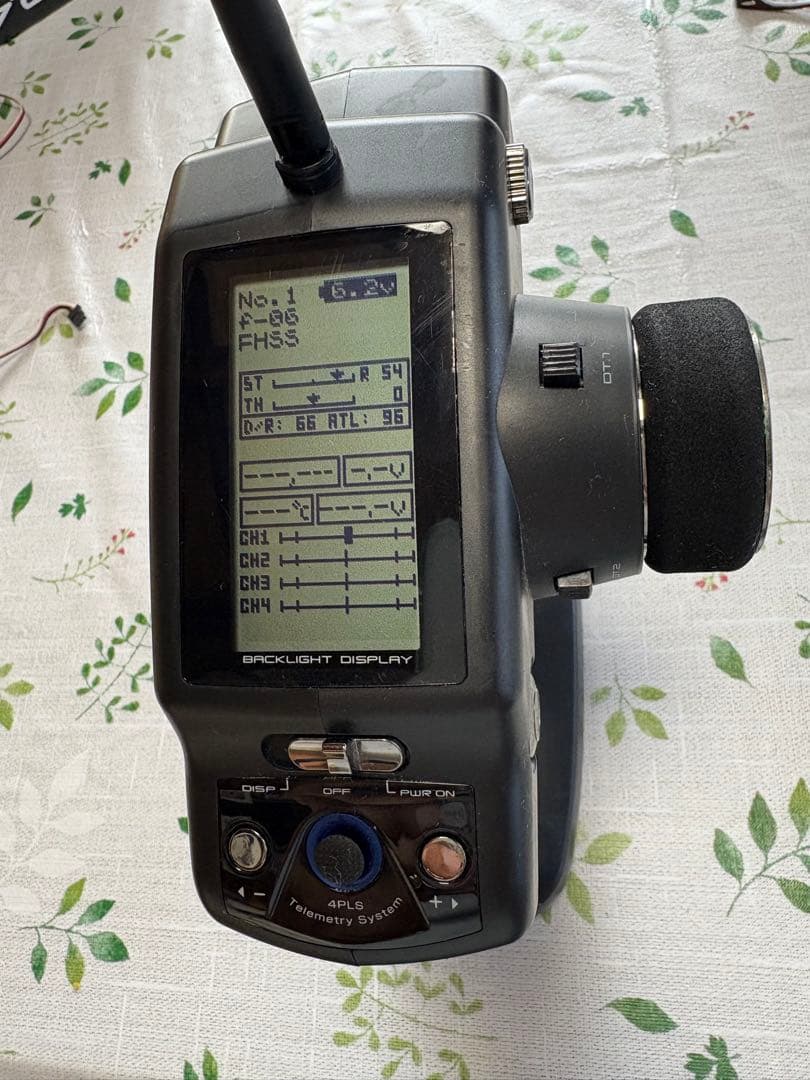 Futaba T4PLS ラジコン送信機