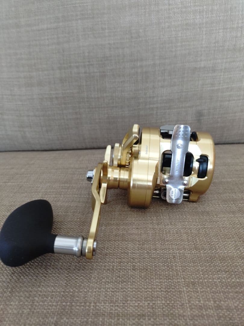 未使用 シマノ SHIMANO 両軸リール オシアコンクエスト 301HG