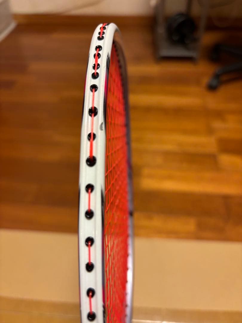 バドミントンラケット ヨネックスアストロクス66 4UG5