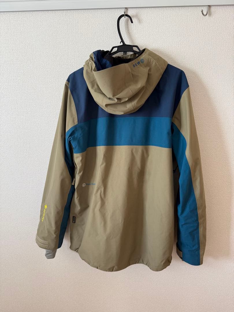 REWスノーボードウエア　セットアップ