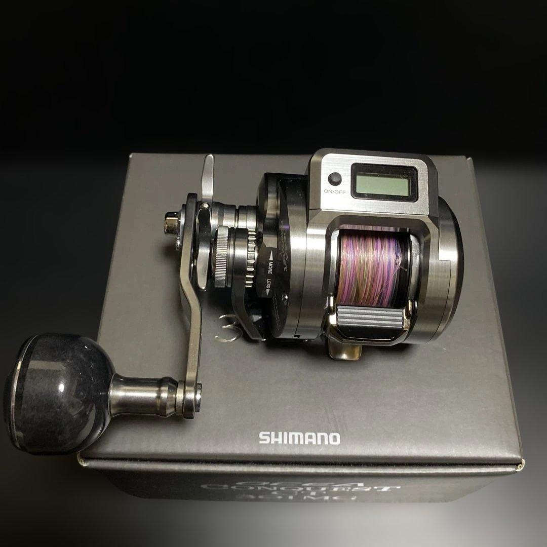 シマノ　24 オシアコンクエストCT 301MG (左)