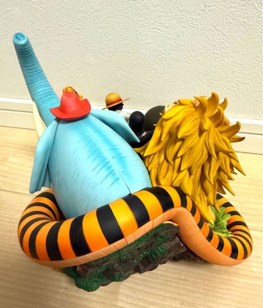 【美品・箱無し】ワンピース デスクトップリアルマッコイ02