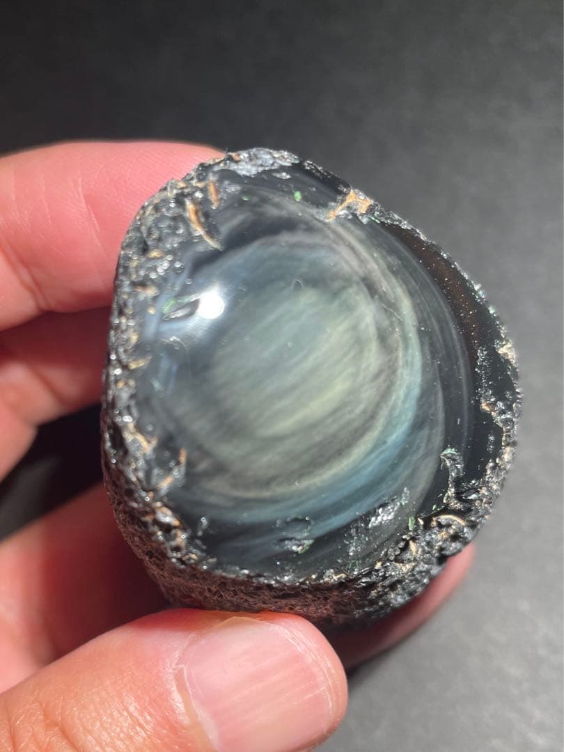 研磨品　十勝石玲瓏　レインボーシラー