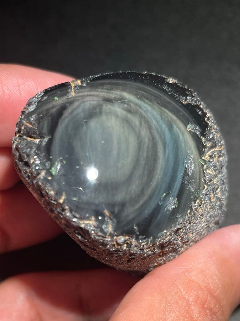 研磨品　十勝石玲瓏　レインボーシラー