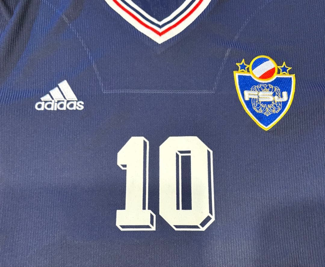 adidasユーゴスラビア代表サッカーユニホームストイコビッチ10番