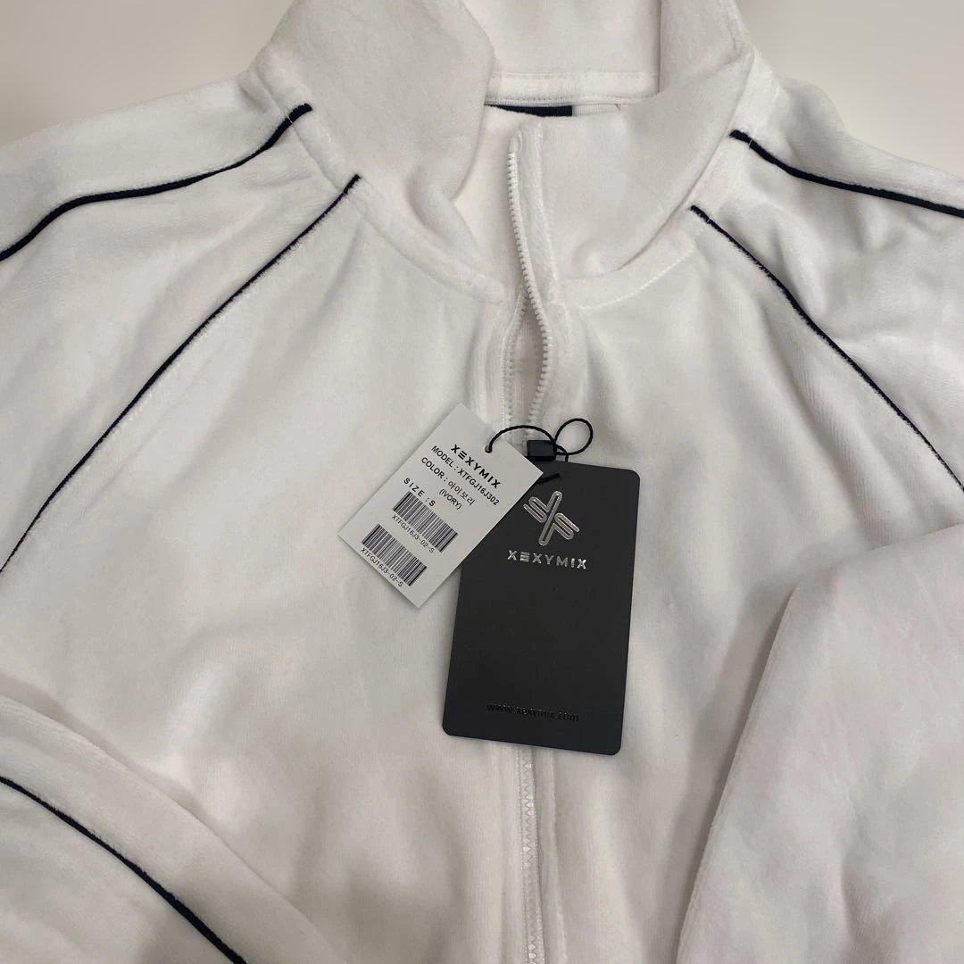 ゼクシィミックス　ホワイトジャージ上下セット