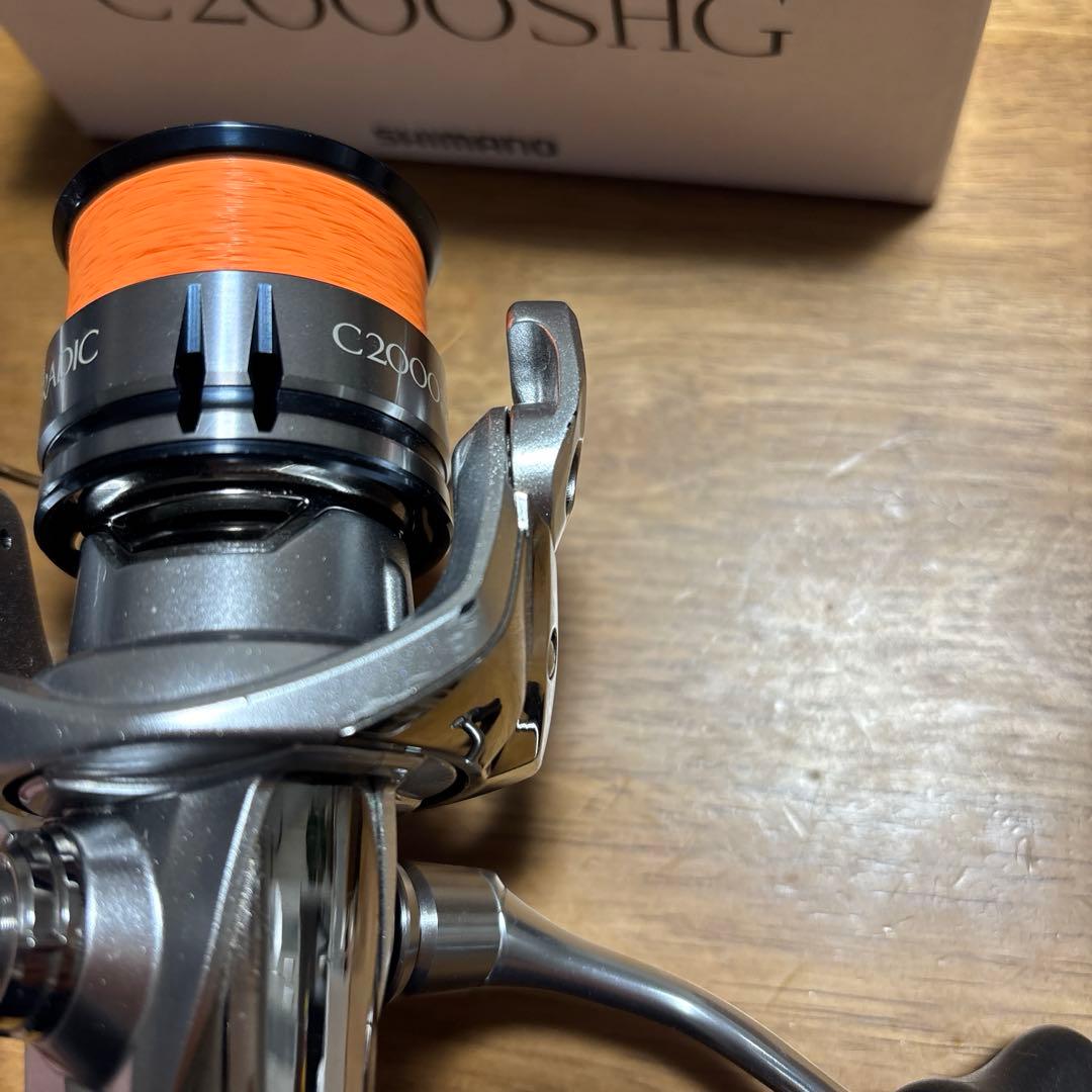 SHIMANO 19 STRADIC C2000SHG スピニングリール
