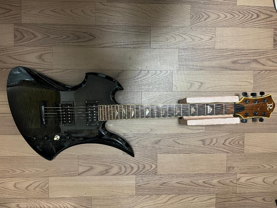 B.C.RICH モッキンバード ギター Mockingbird　虎目ブラック