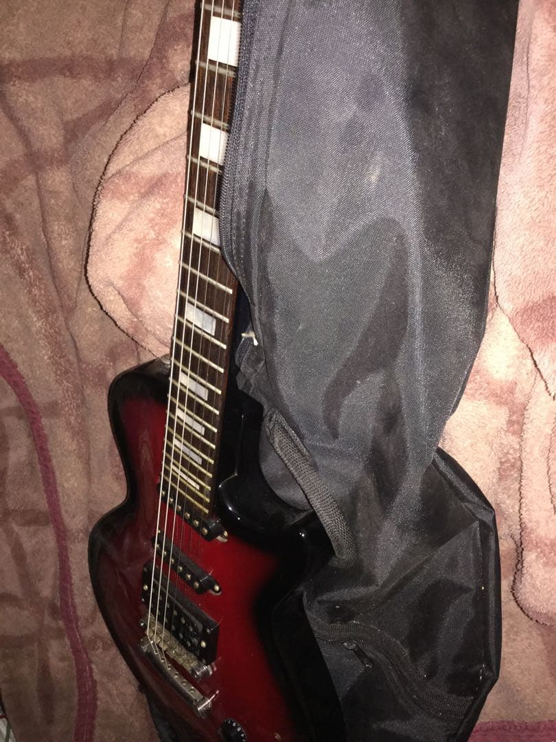 Grass Roots エレキギター レッド/ブラック