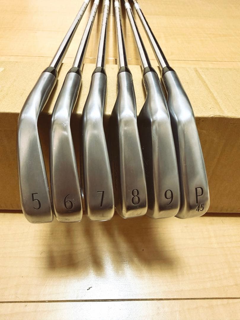 タイトリスト、T100、5〜P、AMT WHITE S200、左、レフティ