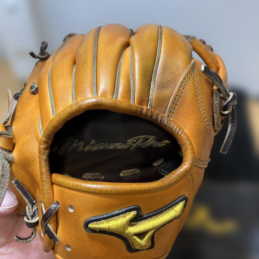 ミズノプロ　硬式内野用グラブ　HAGA