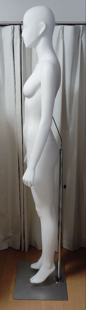 ディスプレイ用婦人マネキン　腰受け　ウィメンズ　直立　FRP　衣装展示　店舗