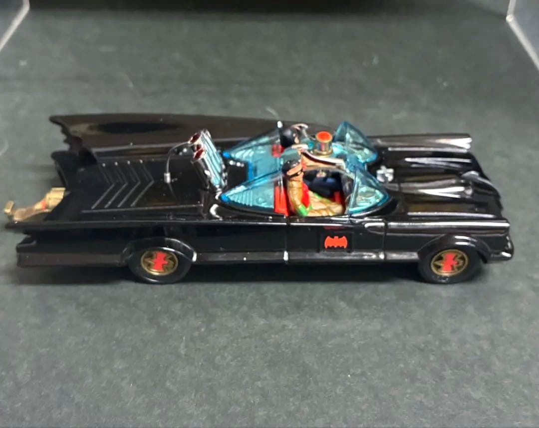 【美品】■ コーギートイズ バットモービル ダイキャスト ミニカー