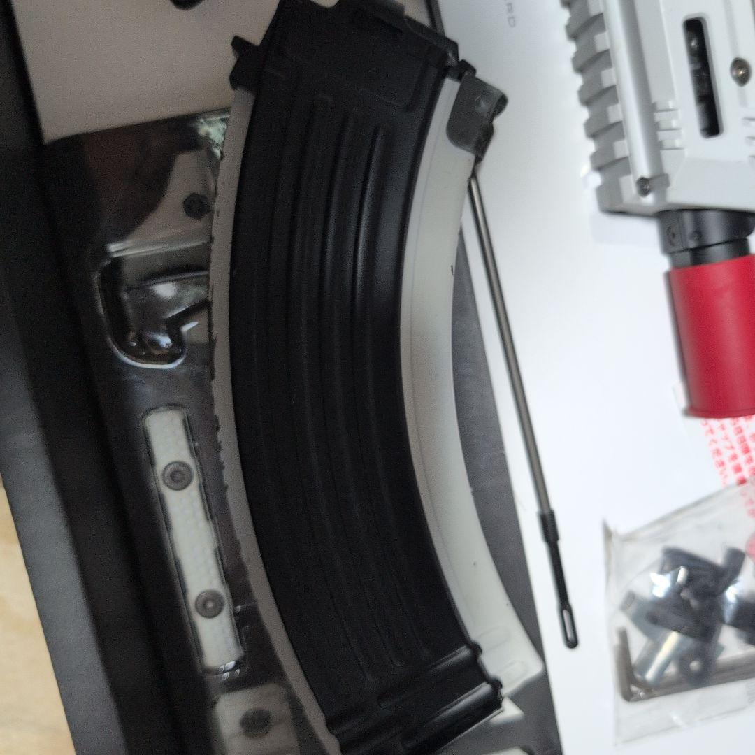 AK 次世代電動ガン ホワイトストーム