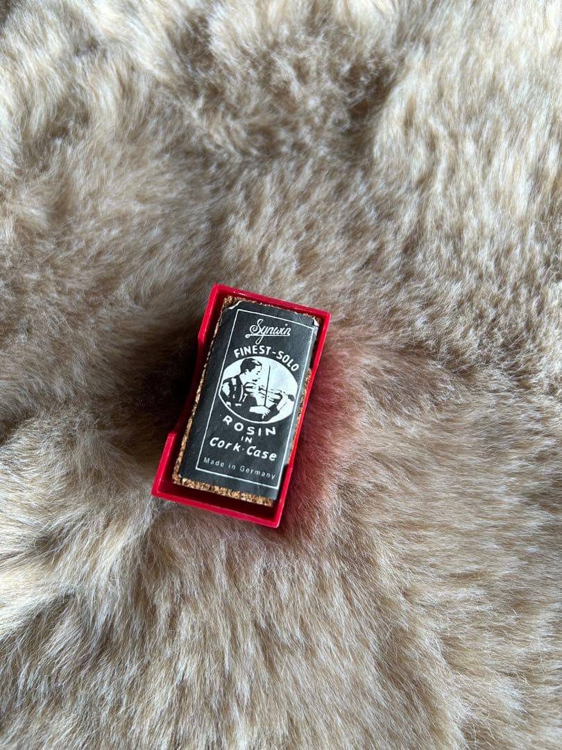 月末値下げ‼︎ 要メンテSynwin バイオリン 1/8 ケース、松ヤニ、肩当て