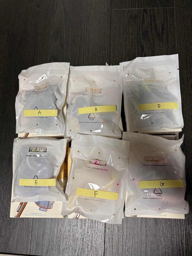 Nana様　ぬいぐるみ　ペンダント　EとN