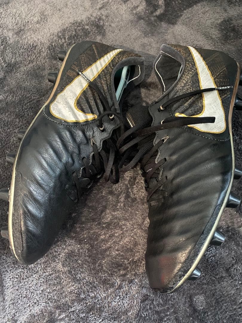 ナイキ　ティエンポレジェンド7 hg 27.0cm