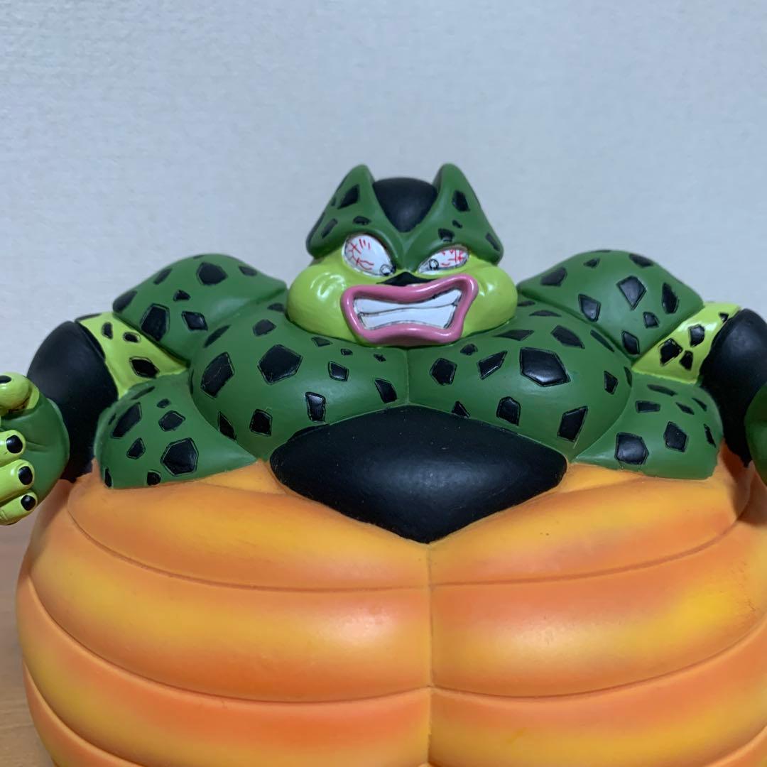 ドラゴンボール　自爆セル ソフビ