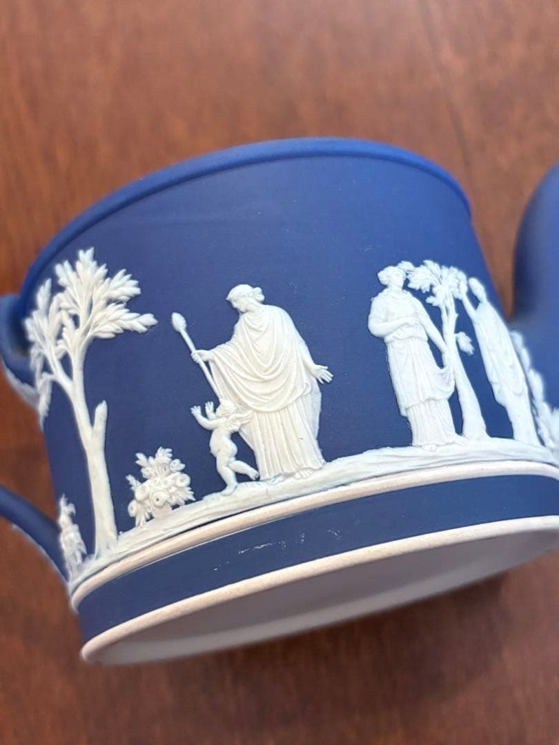 イギリスアンティーク ウェッジウッド ジャスパー ティーポットとジャグ