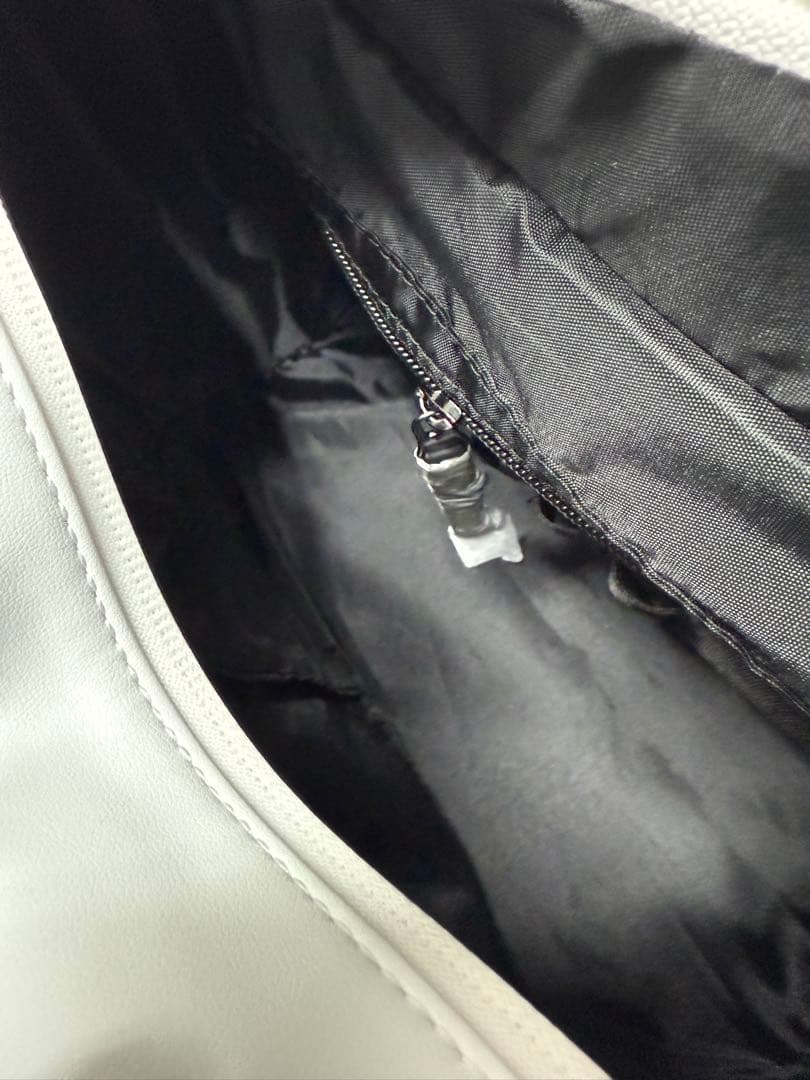 マークアンドロナ　ラウンドバッグ　ゴルフ