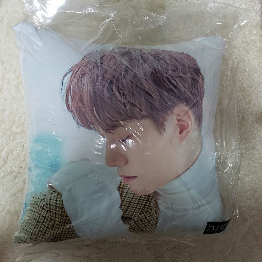 2PM ジュノ JUNHO ペンミ　クッション