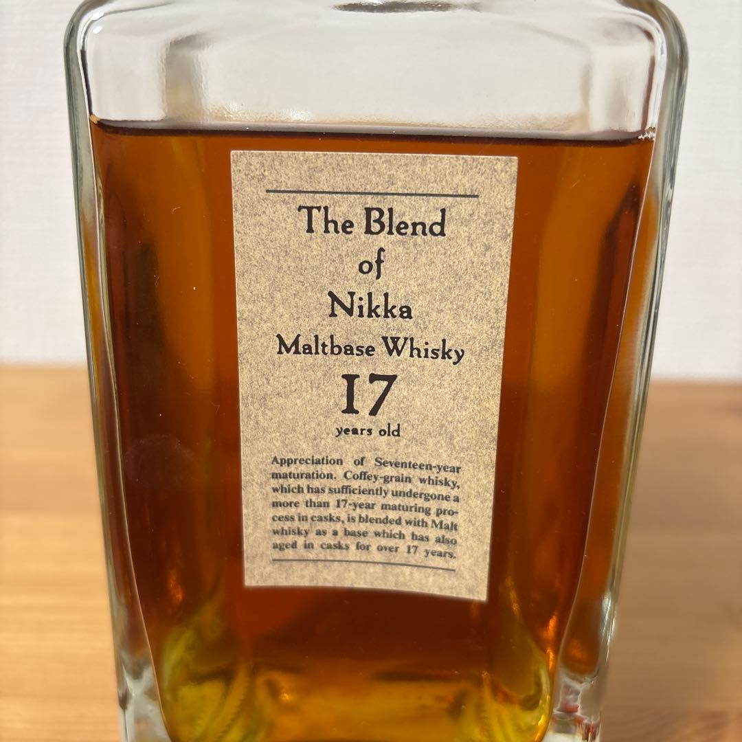 ニッカ　17年　NIKKA ザ ブレンド オブ ニッカ モルトベース ❹