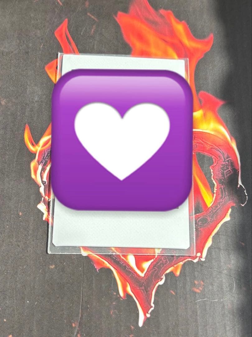 XLOV ウムティ ポラロイド