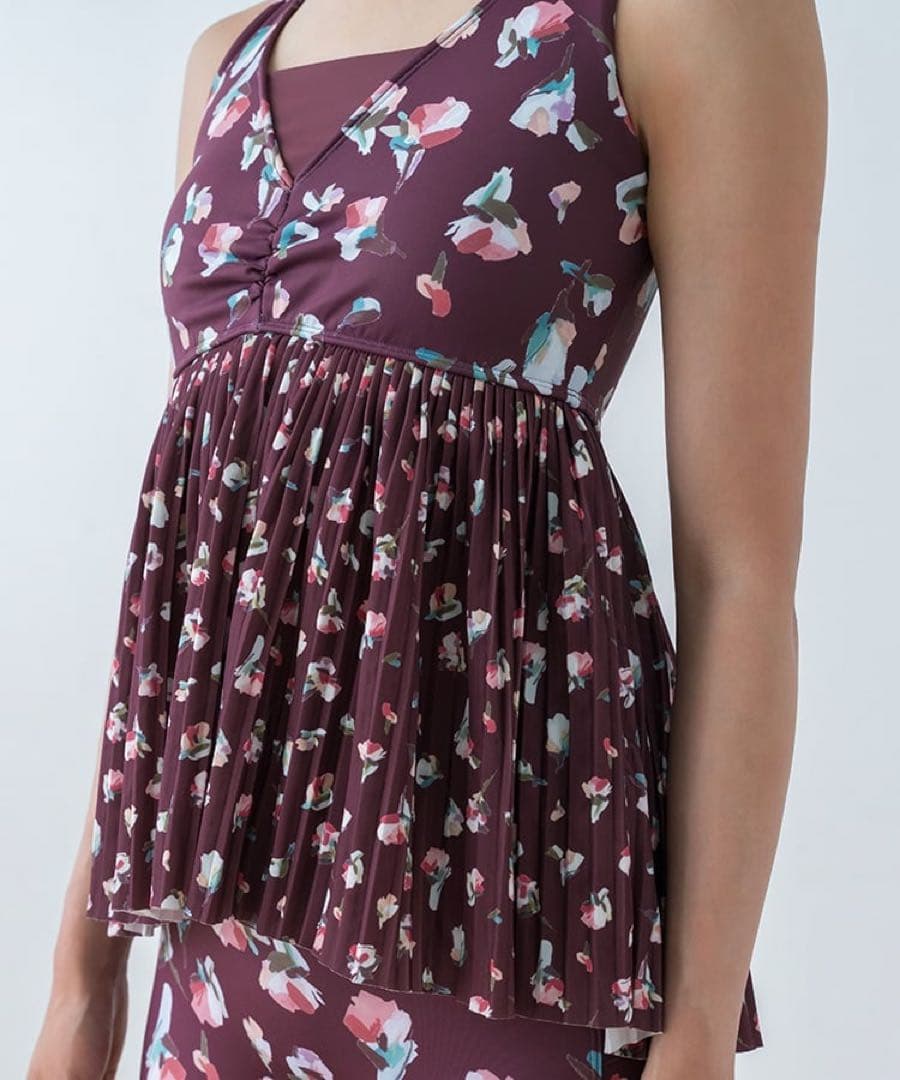 新品タグ付【SUKALA】ローズプリントプリーツタンクトップ Lサイズヨガウェア