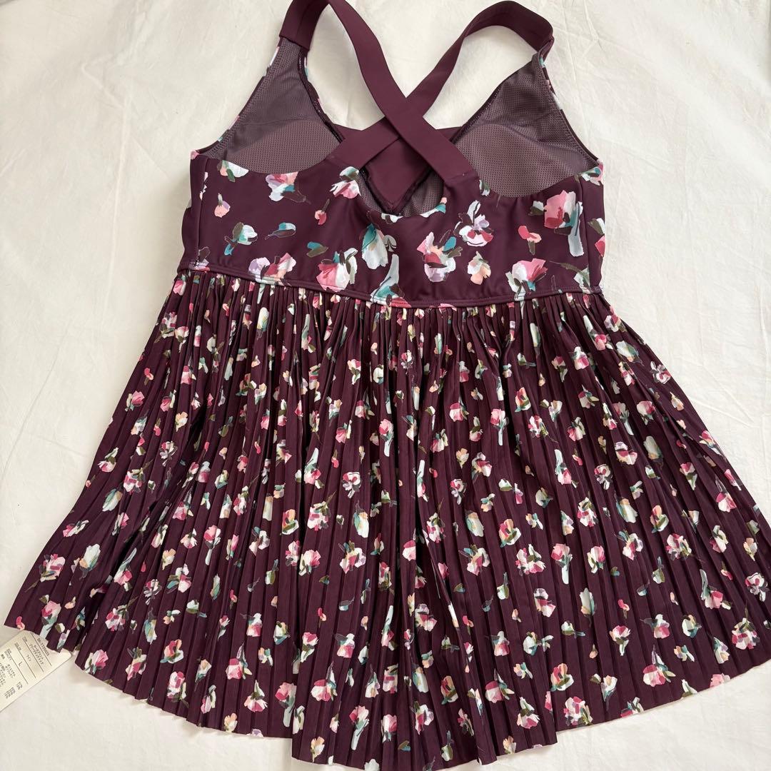 新品タグ付【SUKALA】ローズプリントプリーツタンクトップ Lサイズヨガウェア