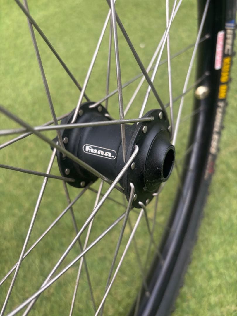 IRC×アラヤ ノンリークホイール 26インチ ダウンヒル