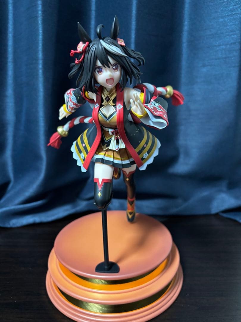ウマ娘　キタサンブラック　1/7スケールフィギュア