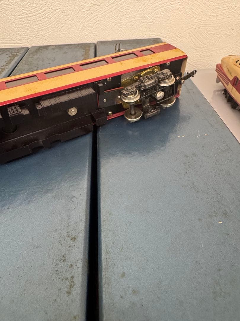 キハ・キシ・キロ80系 3両セット HOゲージ　(金属製 / カツミ製）