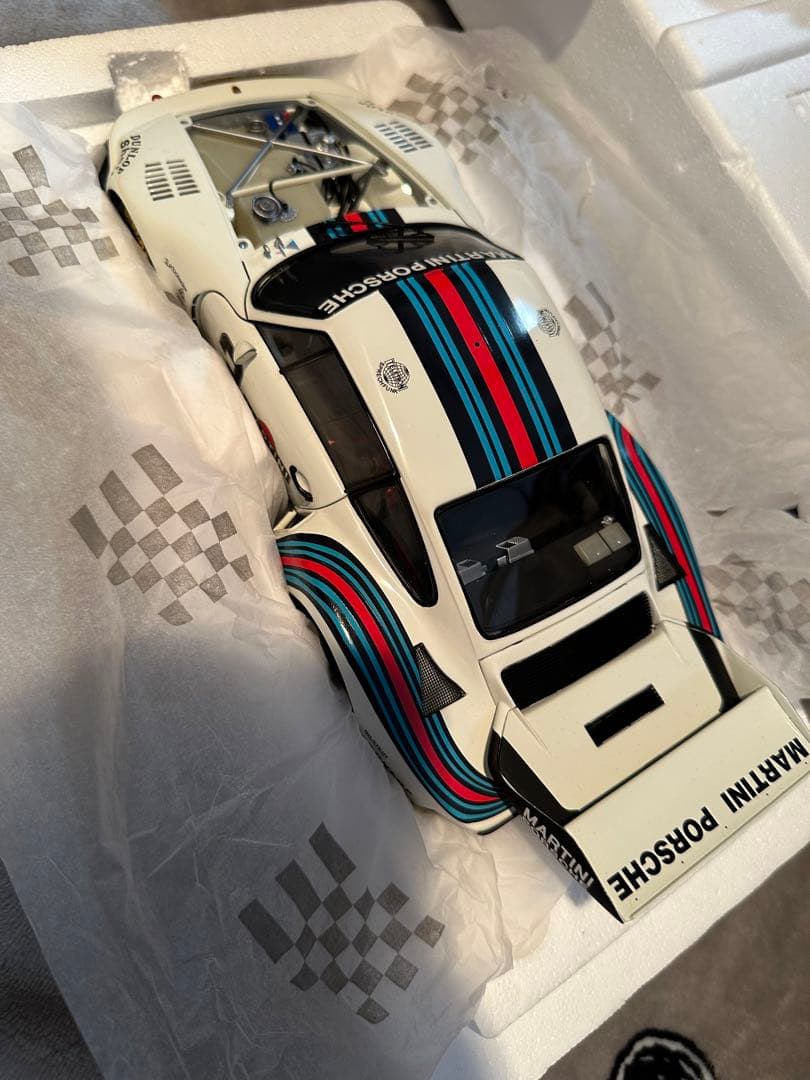 #3 エグゾト　1／18 ミニカー　ポルシェ935 京商