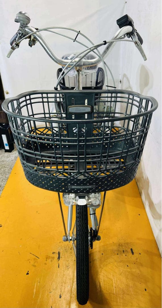 送料無料条件付きBRIDGESTONE 電動アシスト自転車三輪車(18/16型)